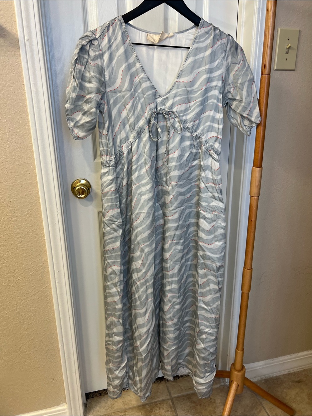 V-Neck Light Blue Wave-Print Midi Dress with Tie Front